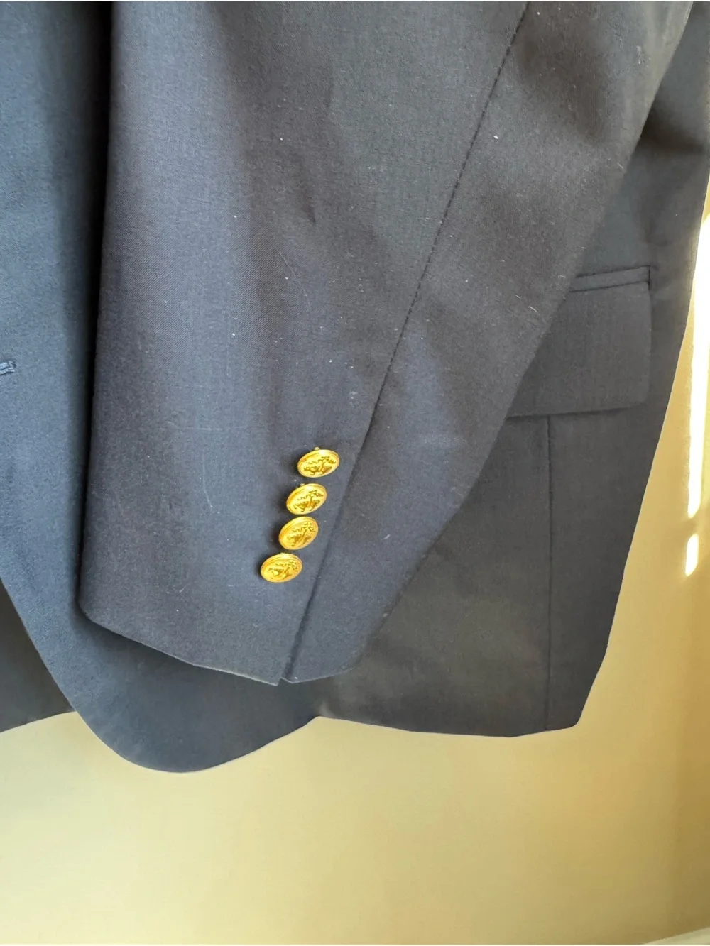 Brooks Brothers 1818 Madison Fit Navy Blazer 48R Italian Wool Gold Buttons